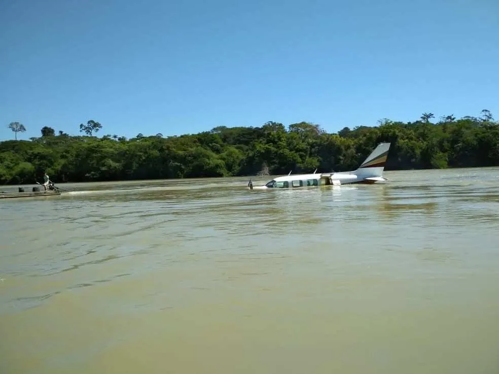 Avião fez pouso forçado na última quinta-feira (28).