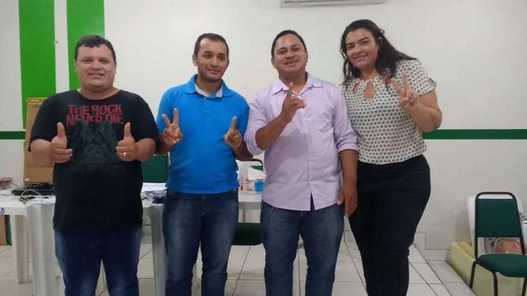 Quatro dos cinco eleitos.