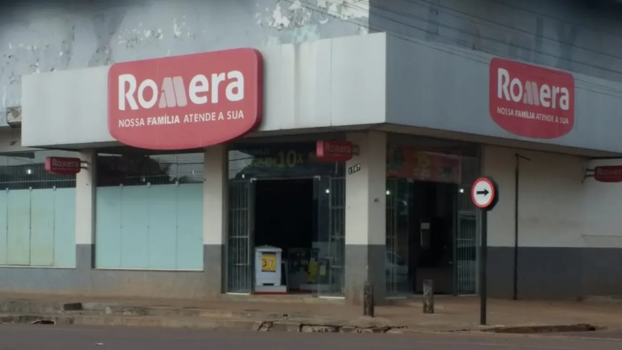 Loja Romera da décima quinta rua.