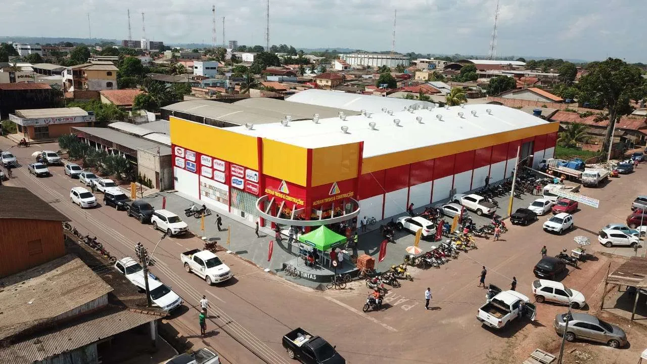 Nova loja Altran Tintas e Construção. (Foto: Jhemerson (Té))