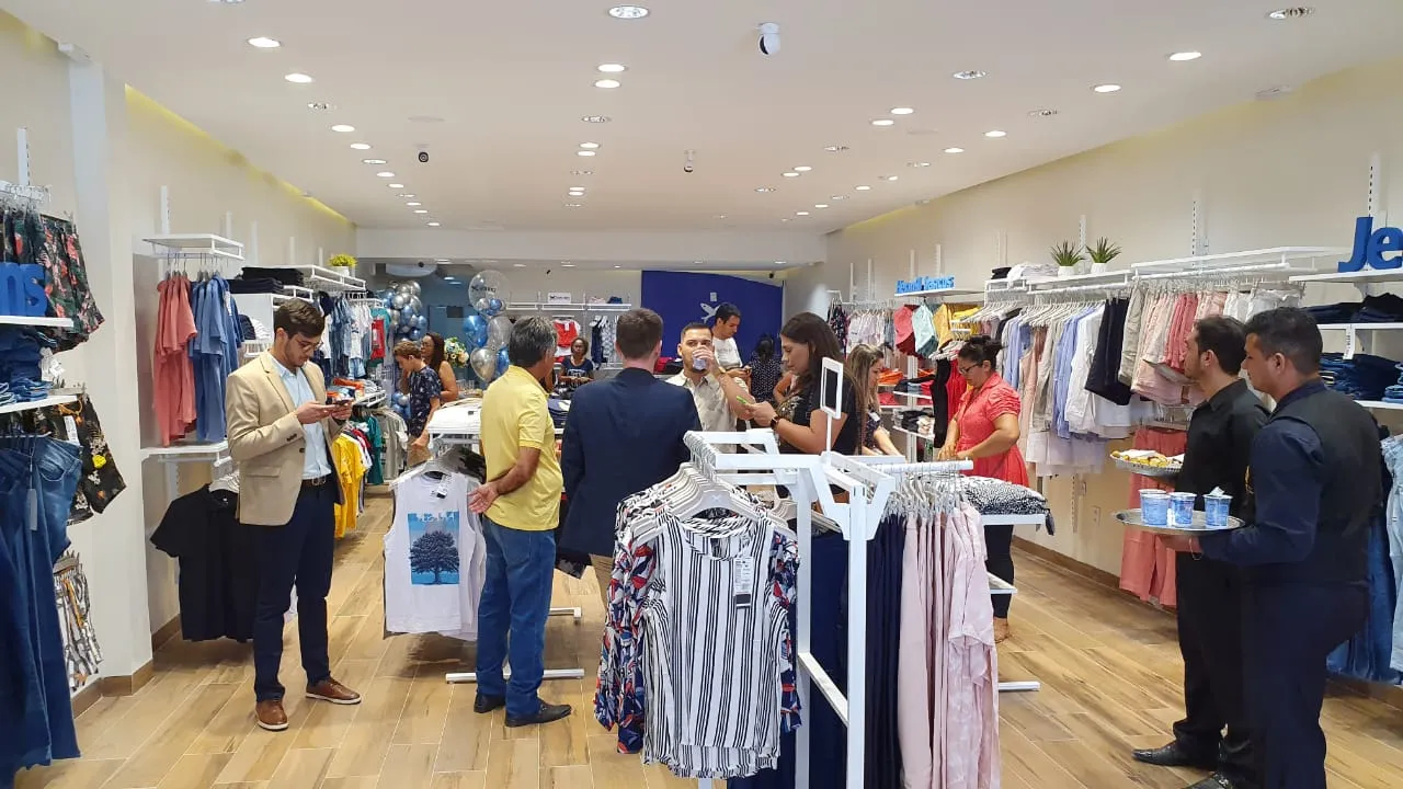Inauguração da primeira franquia Hering em Itaituba.