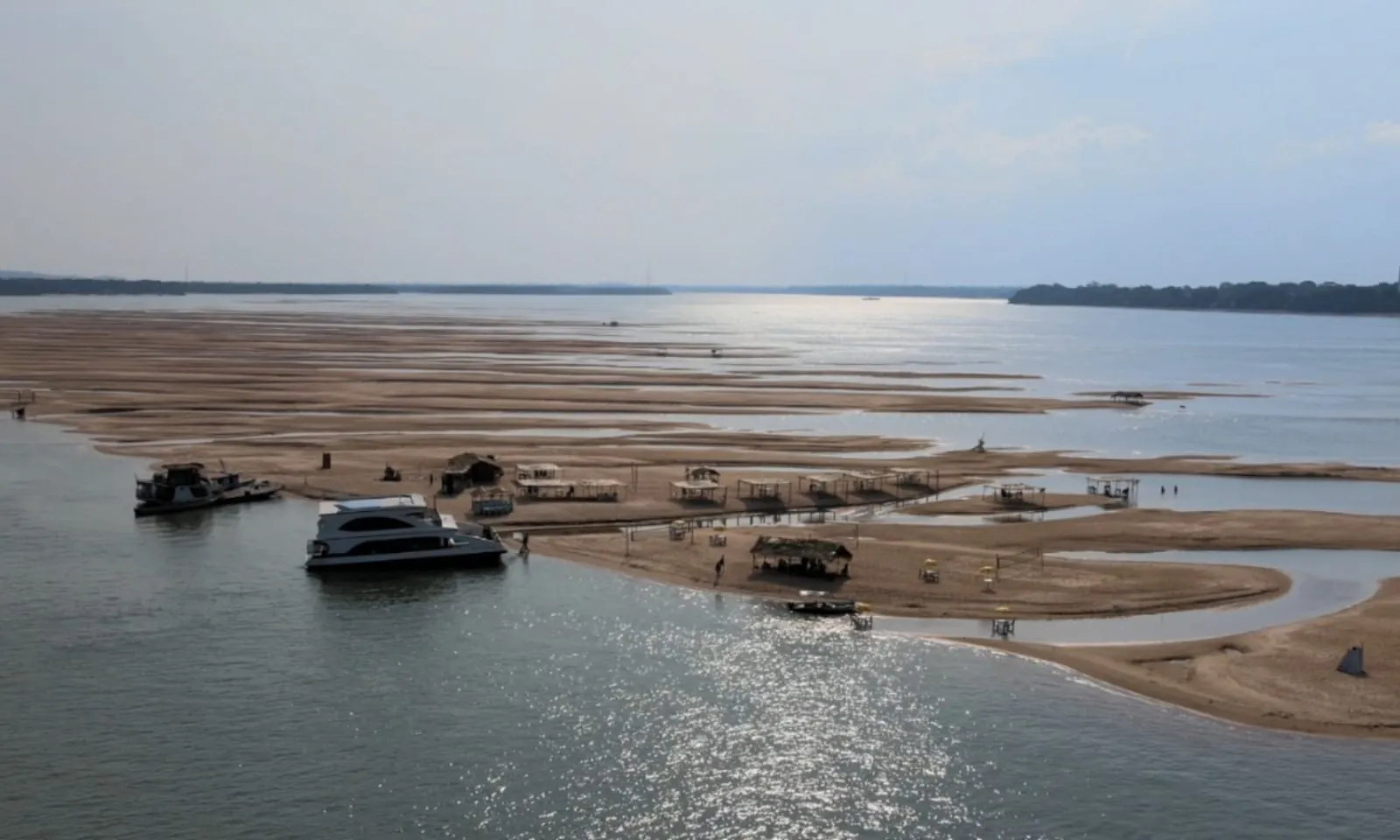 Prefeito Valmir Climaco decreta situação de emergência devido à estiagem no rio Tapajós, em Itaituba
