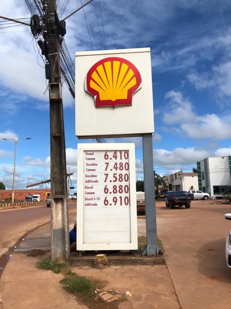 Preços dos combustíveis no Posto Dado.