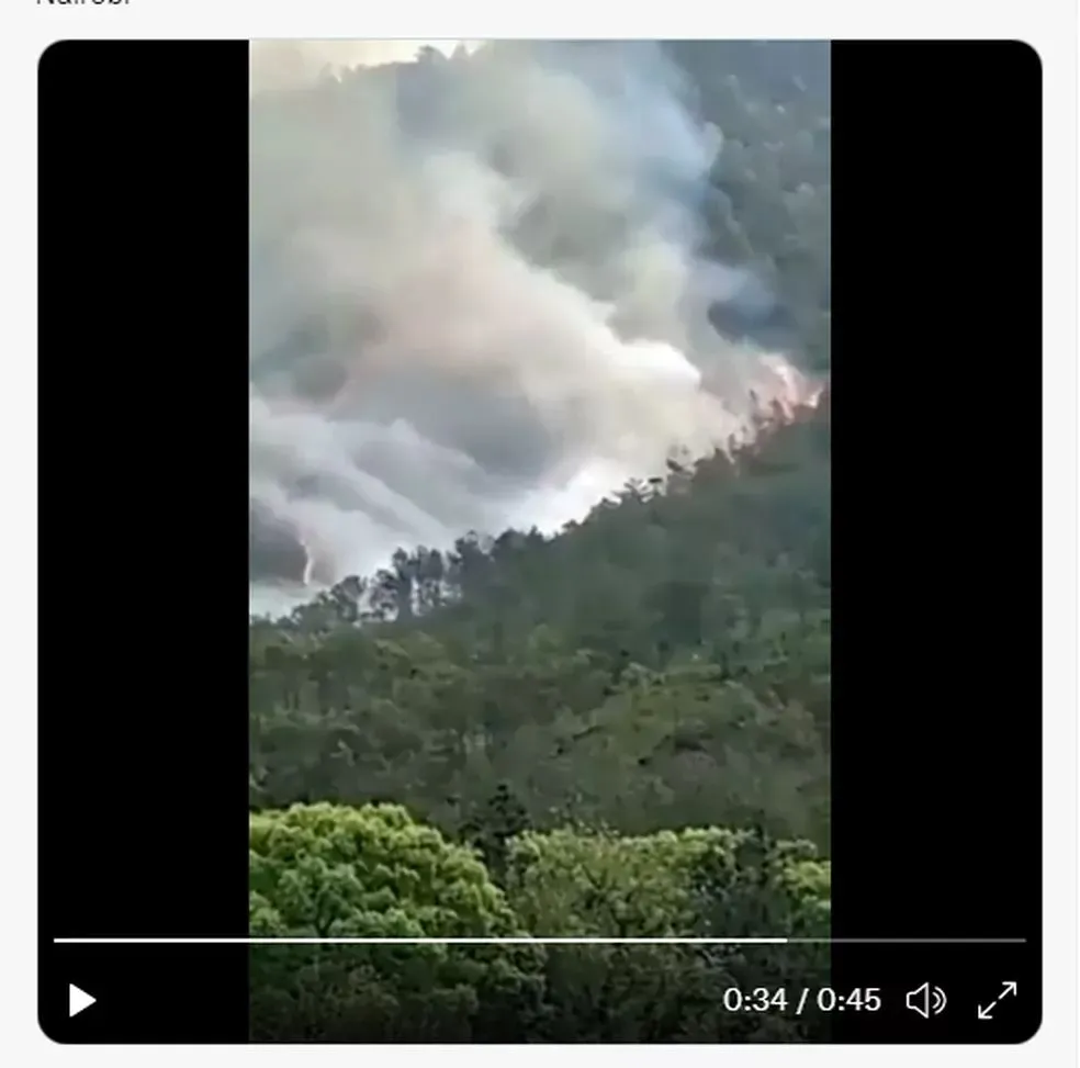 Fumaça é vista em local onde avião caiu em Guangxi