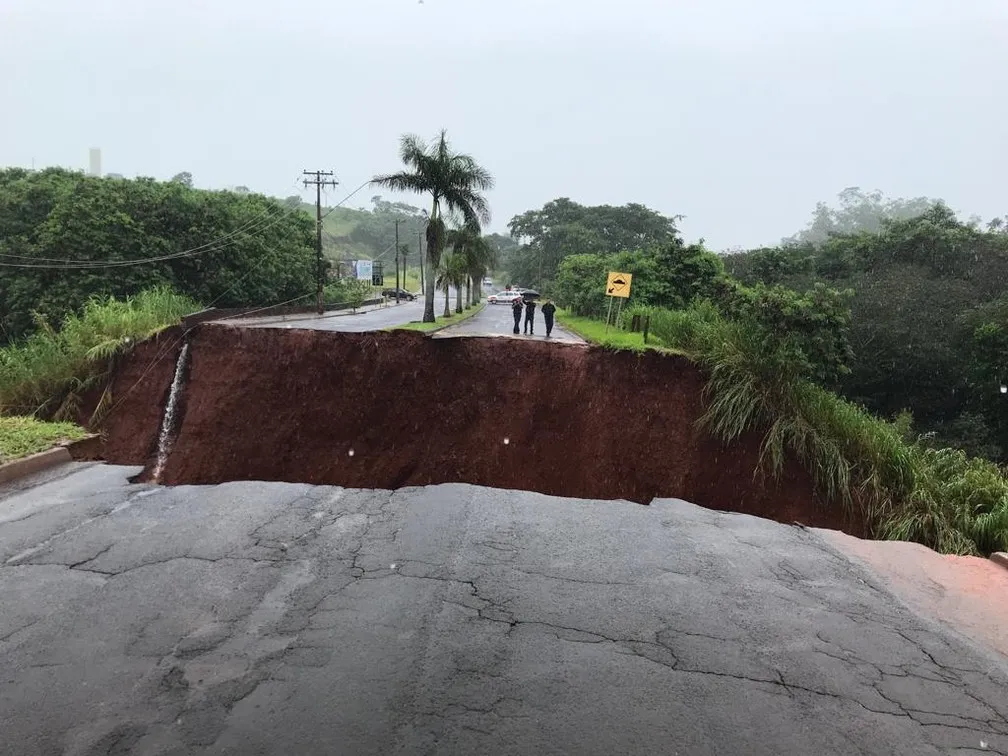 inundada após fortes chuvas.