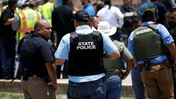policiais isolaram o local.